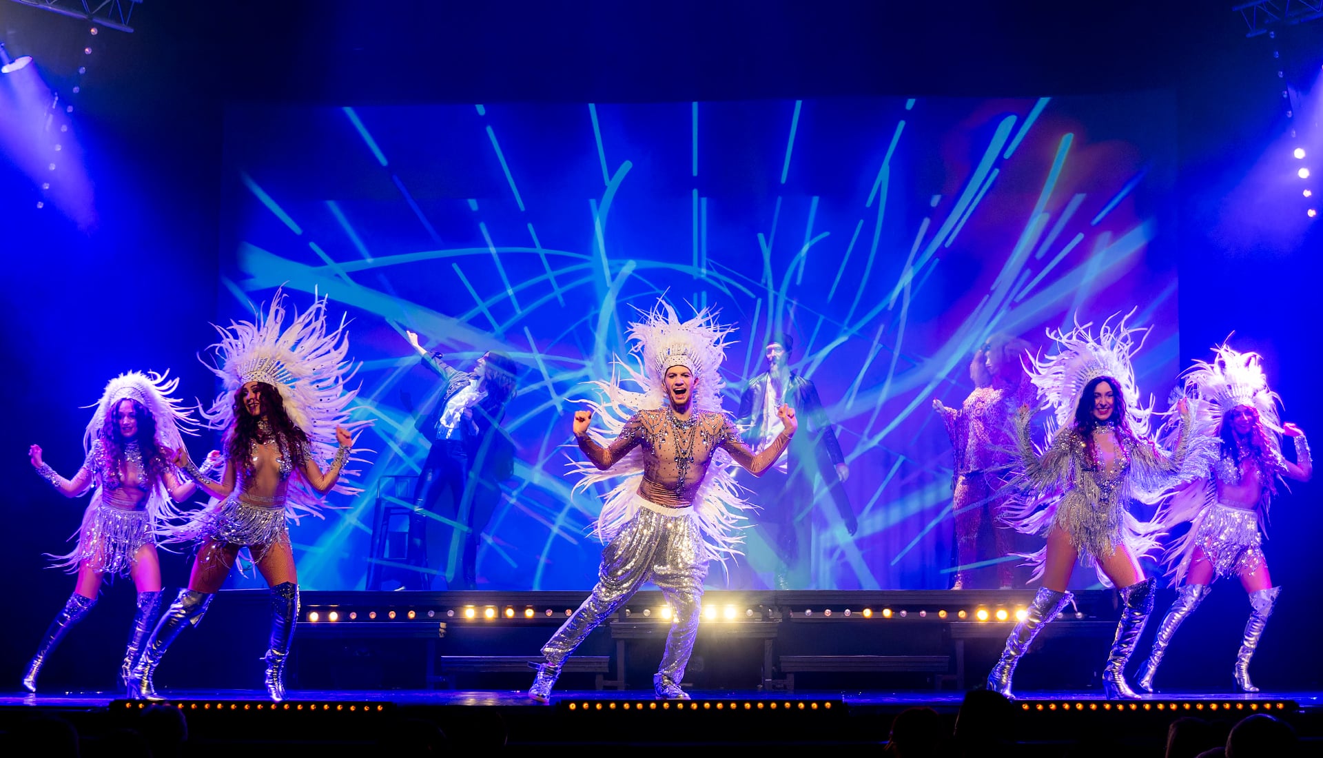 Star du Music-hall - VOULEZ-VOUS Spectacle & Diner